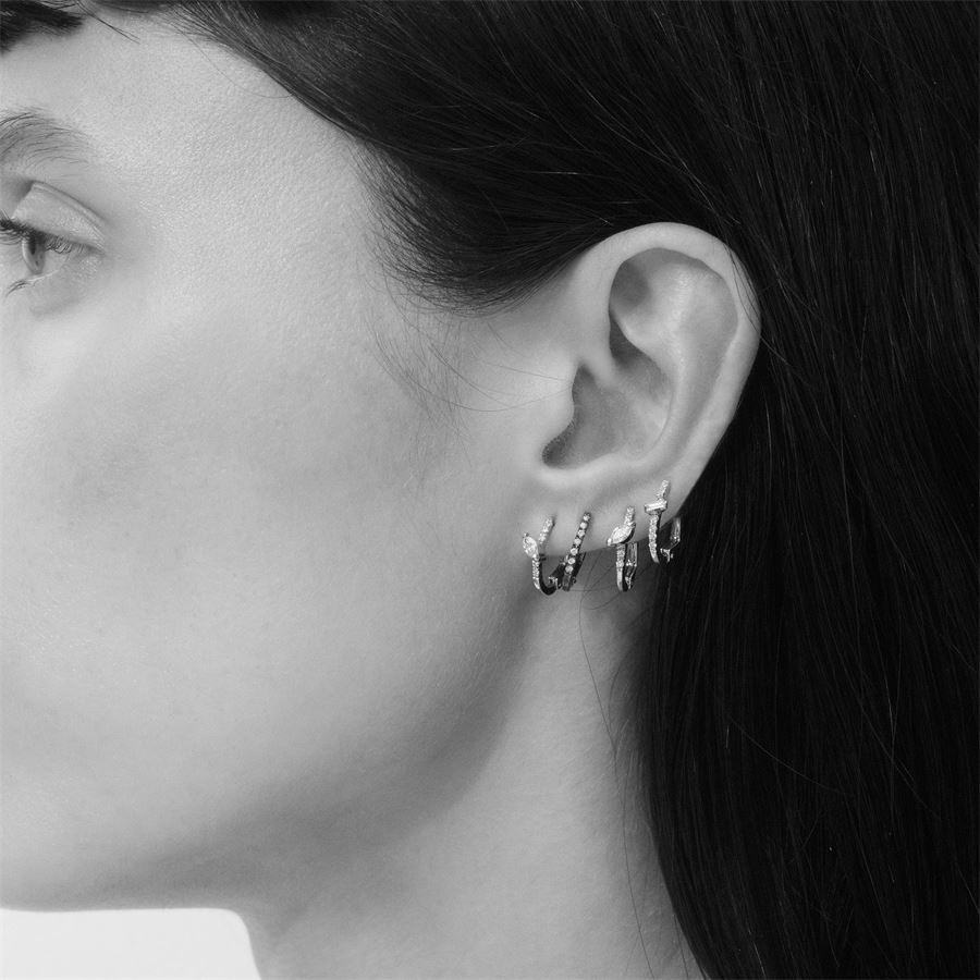 Set of three mini gold hoop earrings BALANCE | SET 3 OVAL XSAU18G CT 0,23